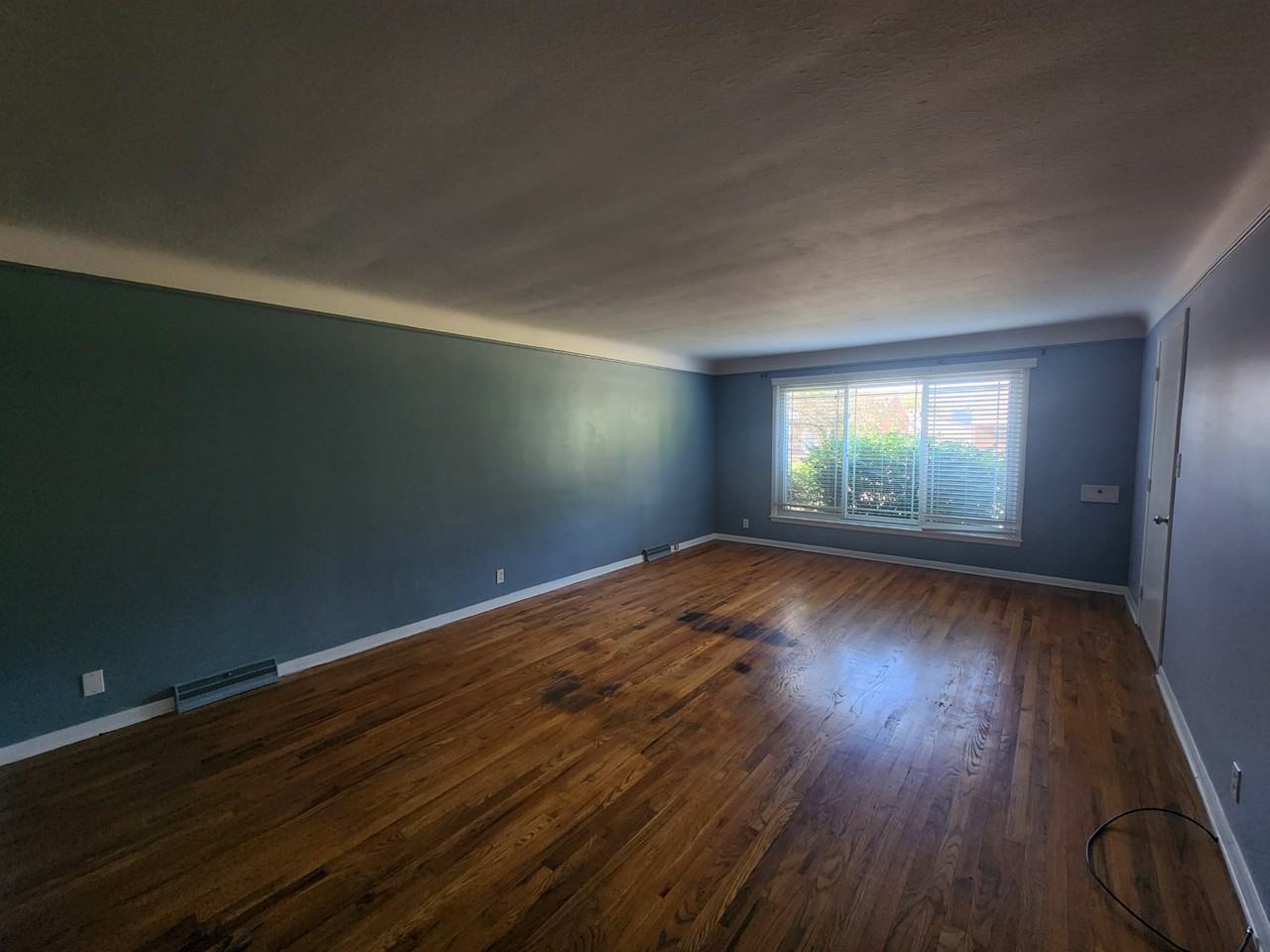 21370 Milan Dr - Photo 4 of 9