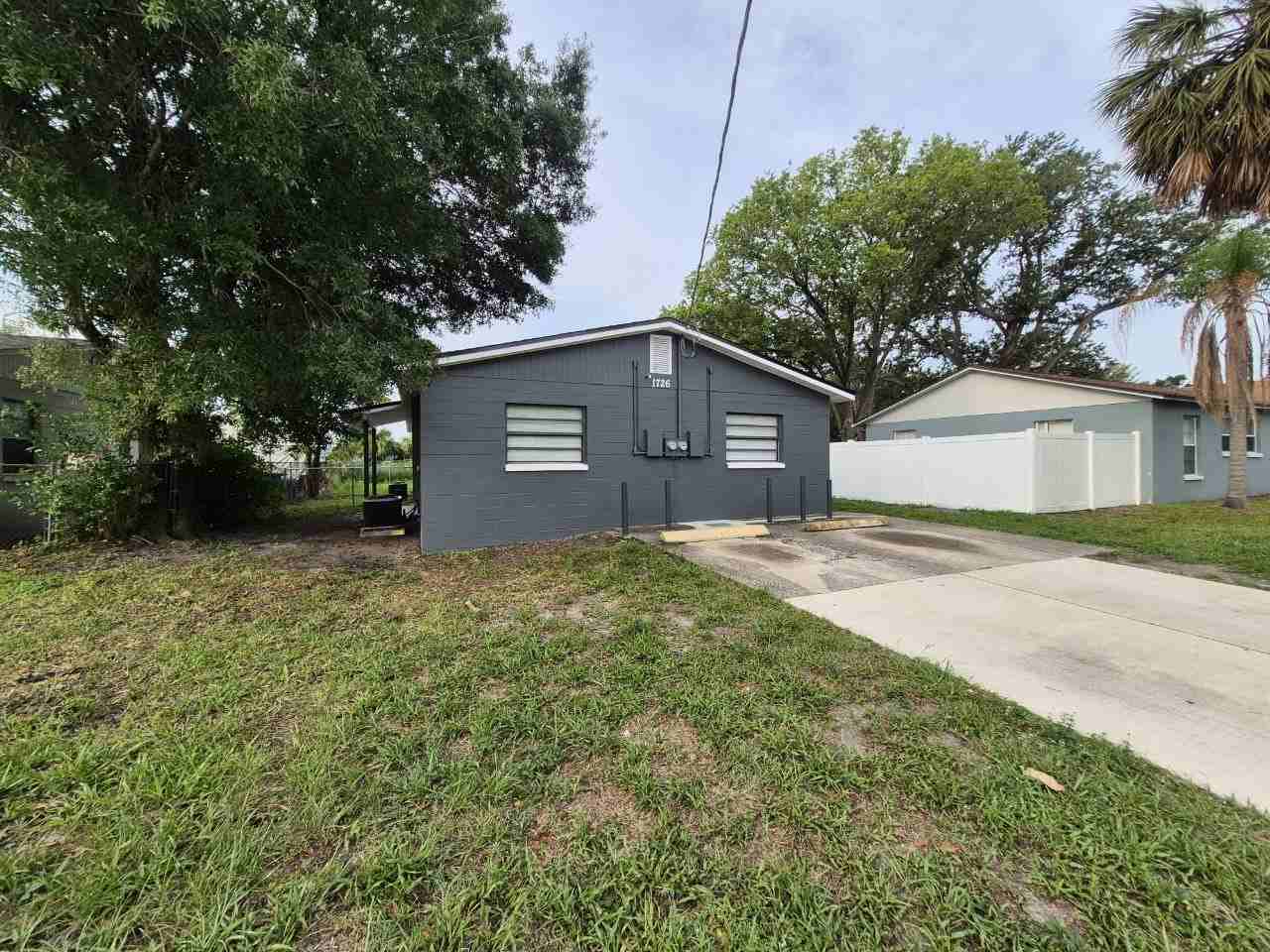 1726 W Chestnut St #A - Photo 3 of 20