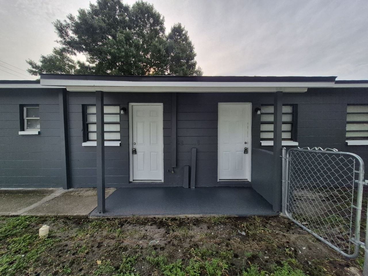 1726 W Chestnut St #A - Photo 4 of 20