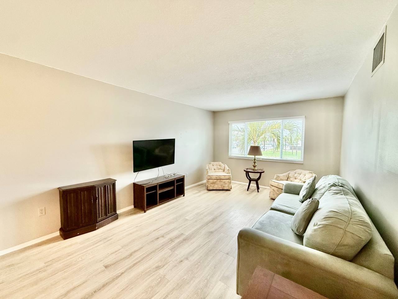 3575 Gulf Blvd #202 - Photo 5 of 24
