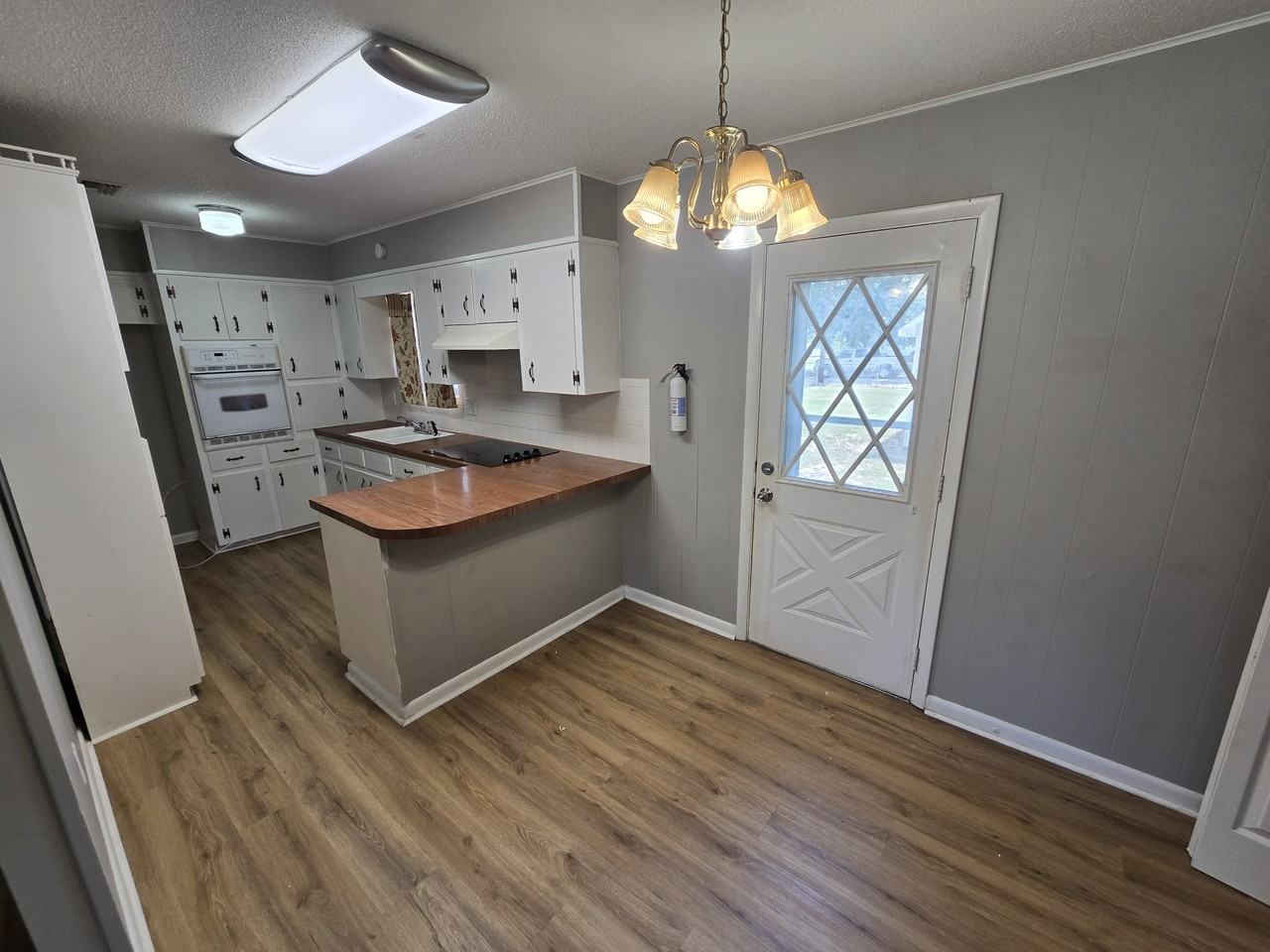 416 Smart St - Photo 4 of 14