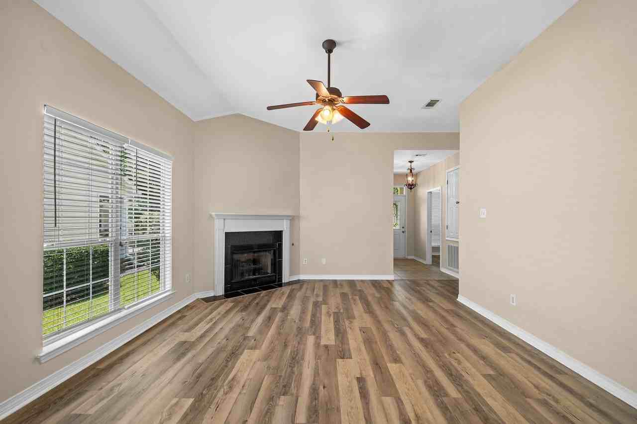 29920 Saint Simon St - Photo 2 of 21