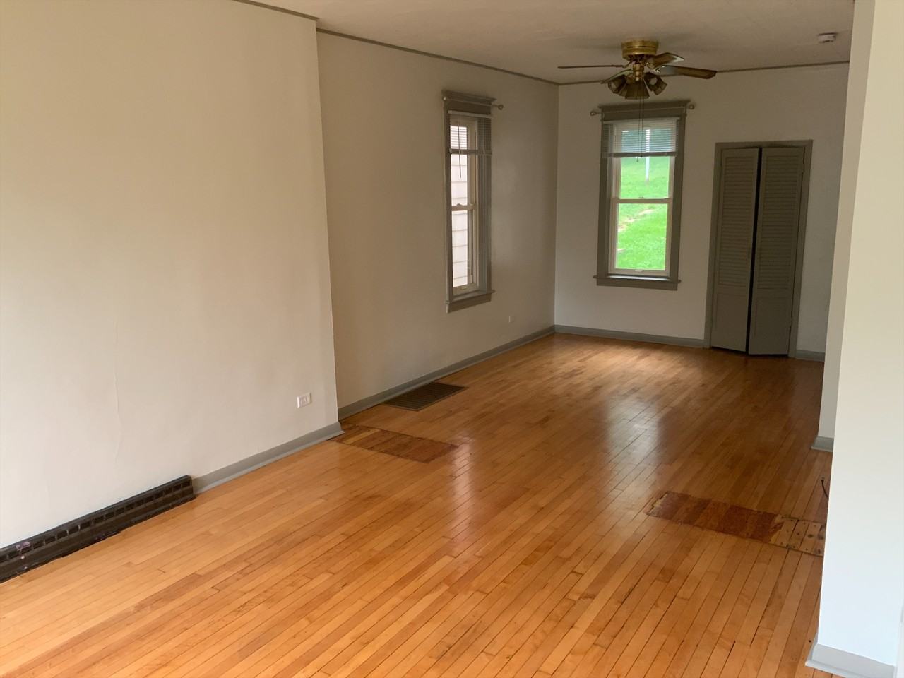 2753 Wellington St - Photo 3 of 7
