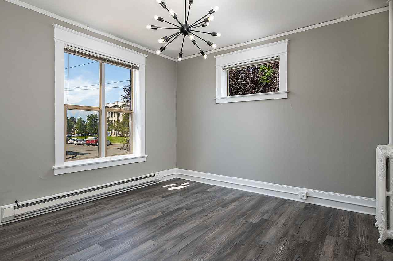 Heritage Manor Apartments! Beautiful Historic Oversized 1 Bed 1 Bath! - Photo 5 of 45