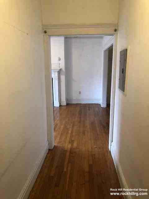 49 Englewood Ave #5 - Photo 3 of 14