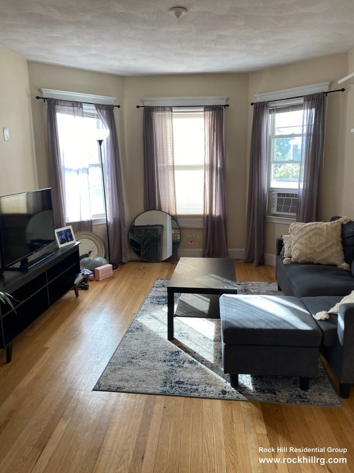 81 Euston Rd #3 - Photo 2 of 15