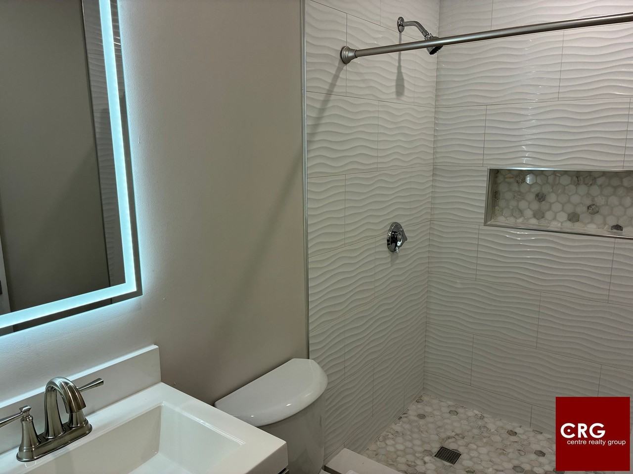 11 Romsey St #3 - Photo 3 of 9