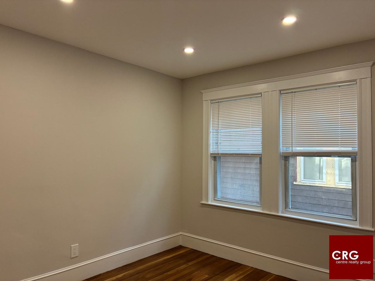 11 Romsey St #3 - Photo 7 of 9