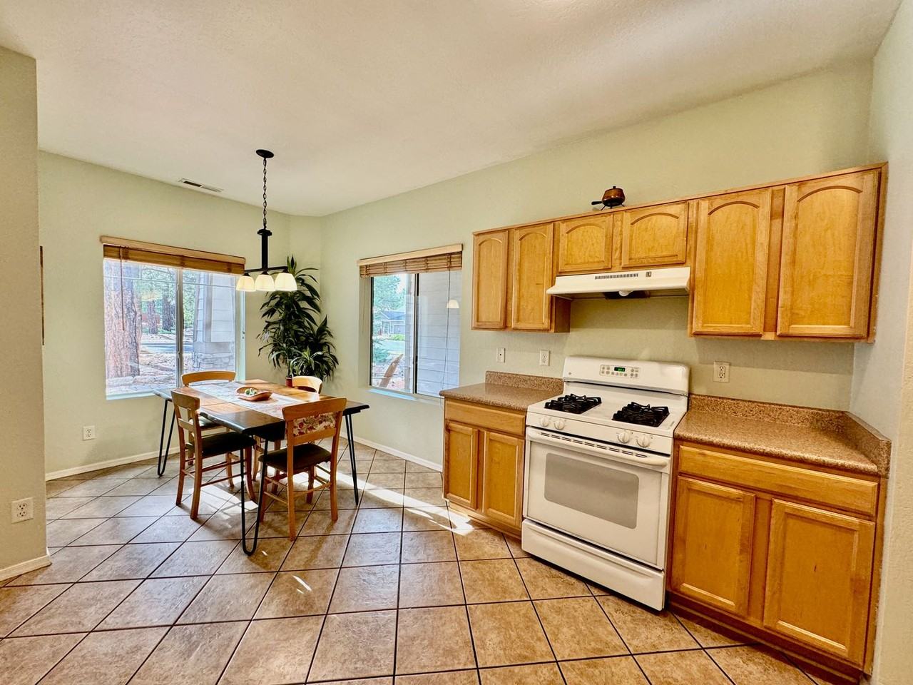 4809 S Dory Trl - Photo 4 of 26