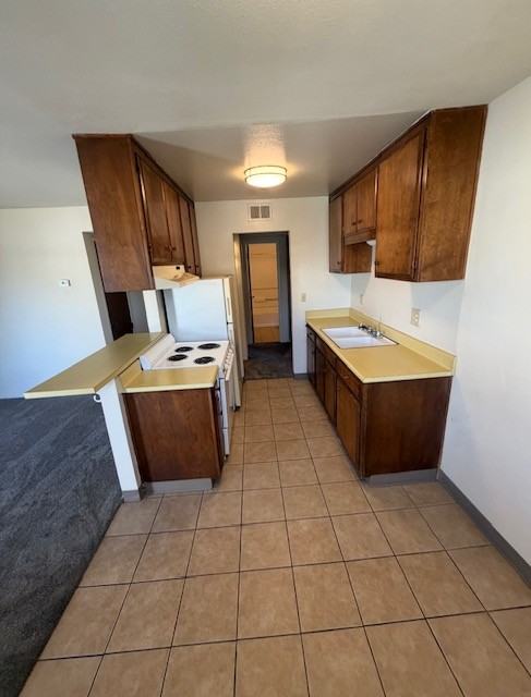 360 Northgate Dr #19 - Photo 3 of 7