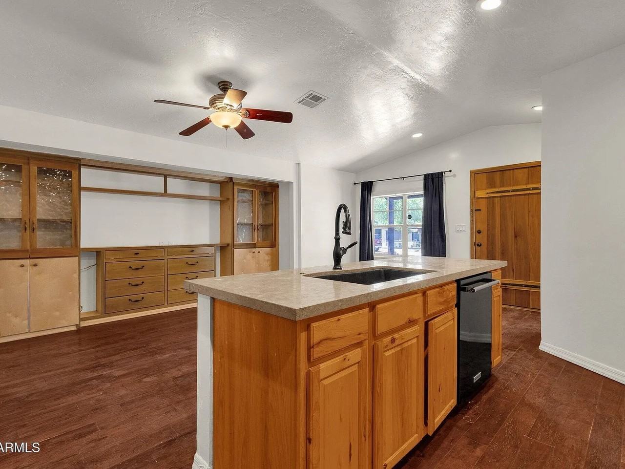 2107 W Wilshire Dr #A - Photo 4 of 21