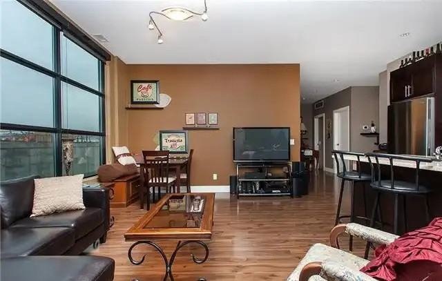 436 Cedar Ave #304 - Photo 3 of 9