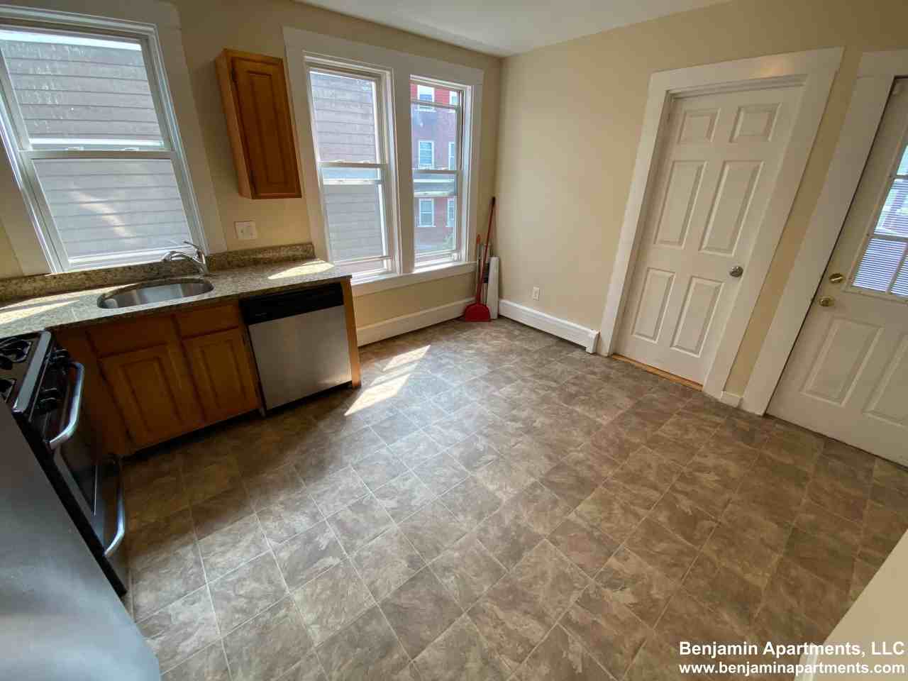 66 Middle St #2 - Photo 2 of 9