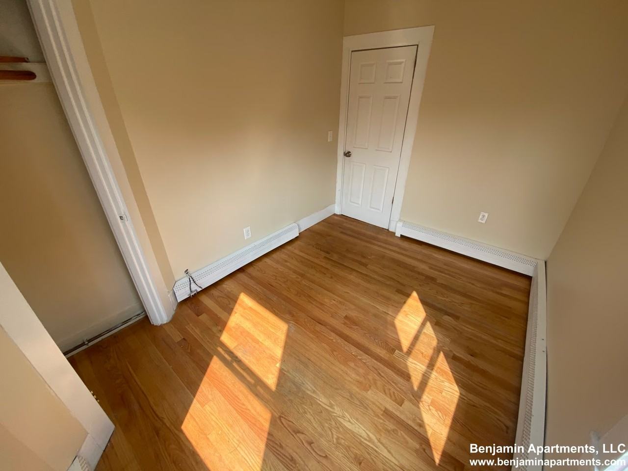 66 Middle St #2 - Photo 5 of 9