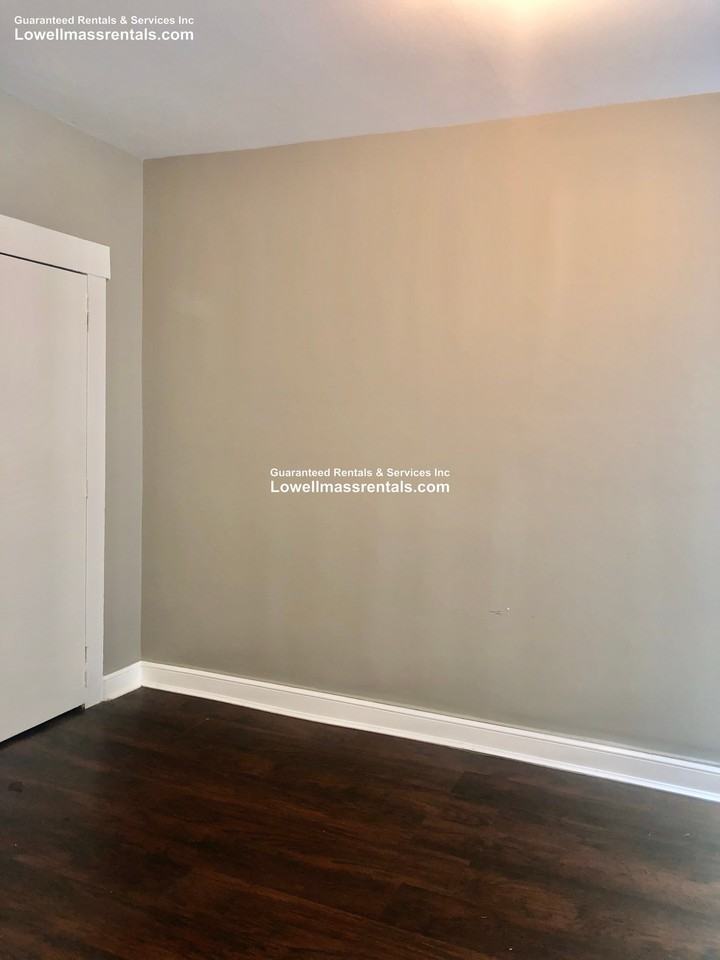43 Marginal St - Photo 5 of 20