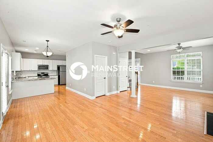 401 Marie Way - Photo 4 of 19