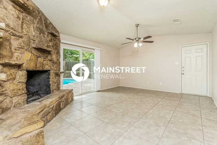 332 Glenhaven Dr - Photo 3 of 17