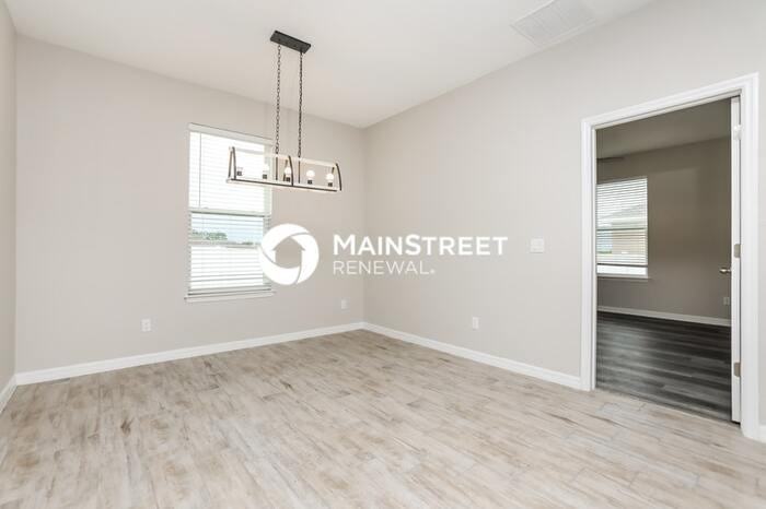 37111 Lake Overlook Dr - Photo 5 of 16