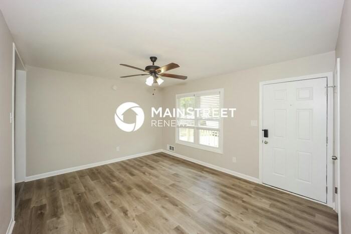 267 Essex Dr - Photo 6 of 16