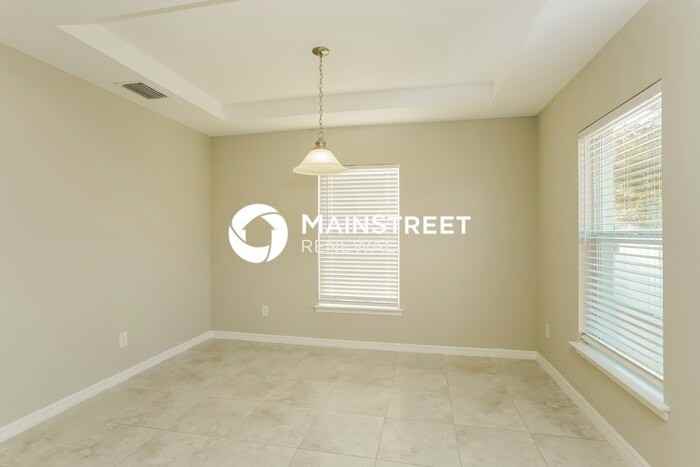 2903 Nw 9th Ave - Photo 5 of 16
