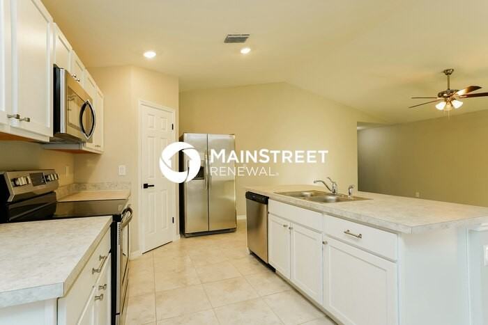 2903 Nw 9th Ave - Photo 6 of 16