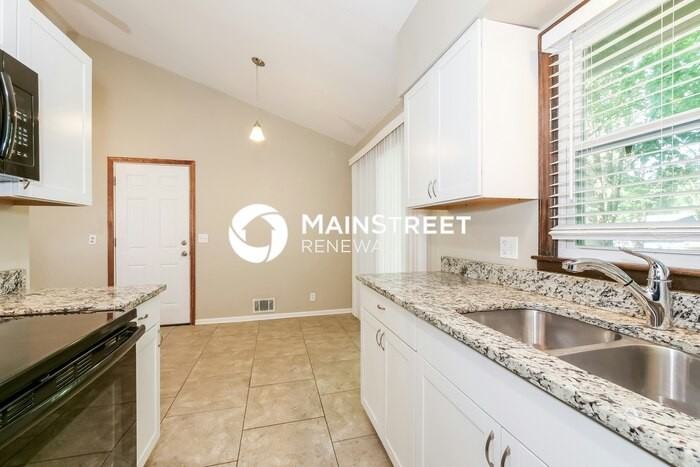 7106 Ballentine St - Photo 6 of 17