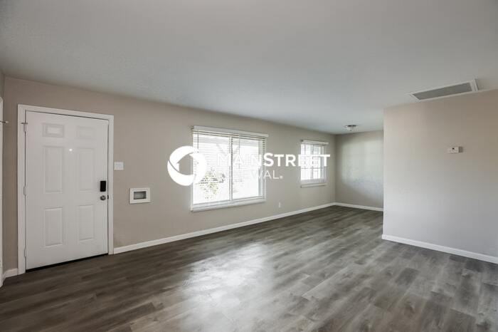 3427 W Montecito Ave - Photo 2 of 16