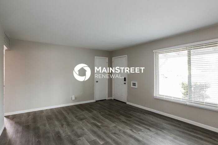 3427 W Montecito Ave - Photo 3 of 16