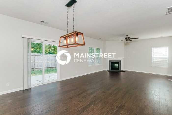 4 Sycamore Ct - Photo 4 of 16