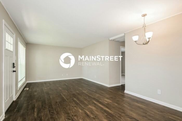 27 Steeplechase Dr - Photo 5 of 17