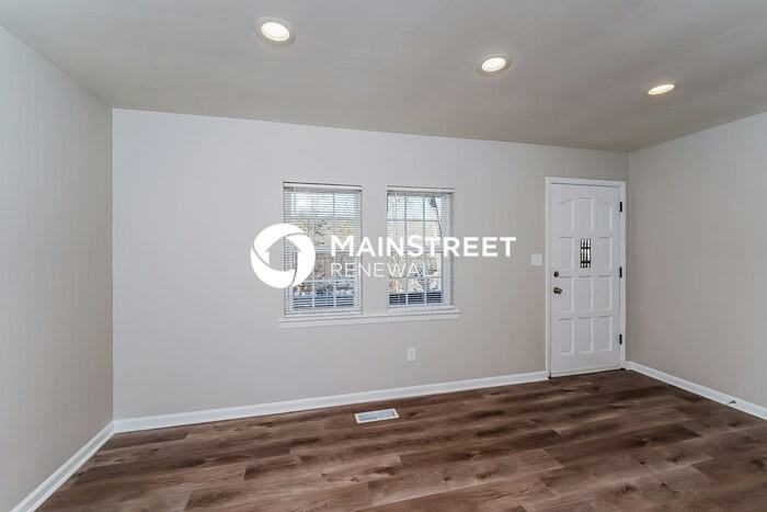 1405 Highland Dr - Photo 2 of 16