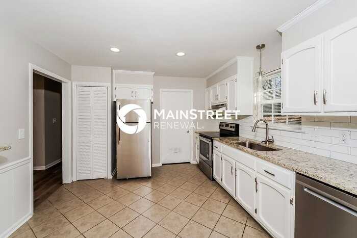 1405 Highland Dr - Photo 6 of 16