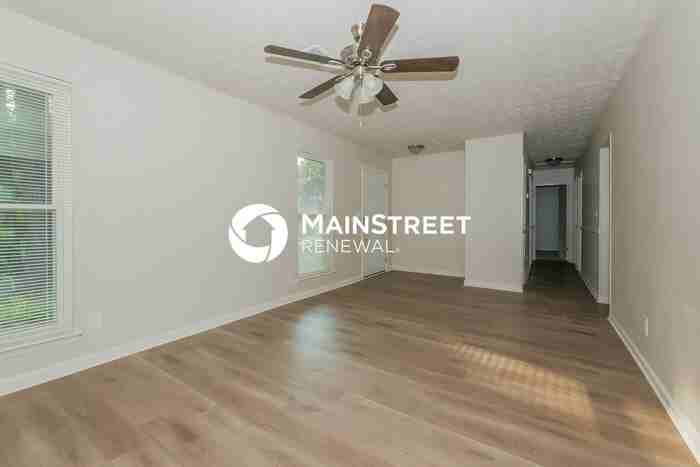 11134 Shannon Cir - Photo 3 of 16