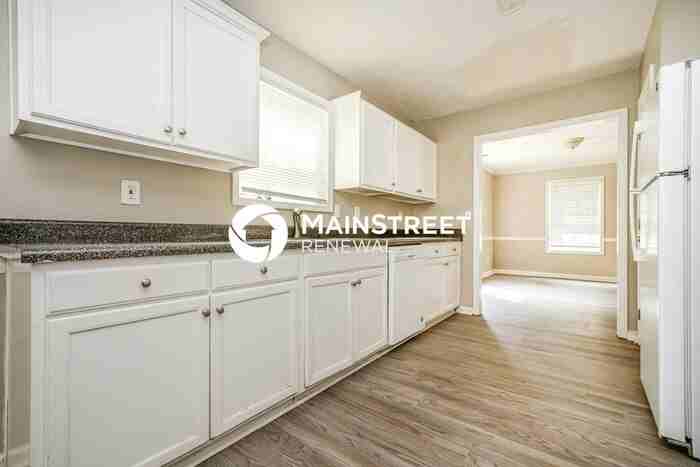 5802 Mays Ridge Ct - Photo 4 of 18