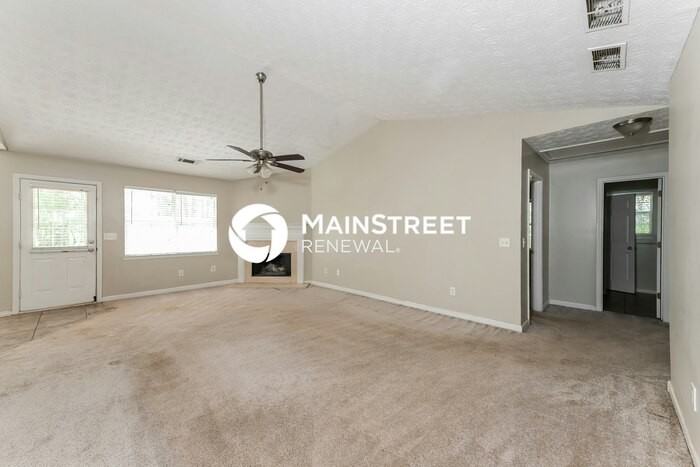 30 Pleasant Hills Ct - Photo 4 of 17