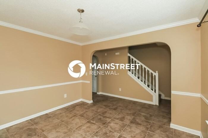 11512 Alicias Ct - Photo 3 of 17