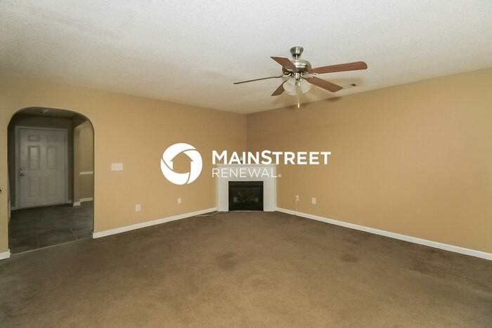 11512 Alicias Ct - Photo 5 of 17