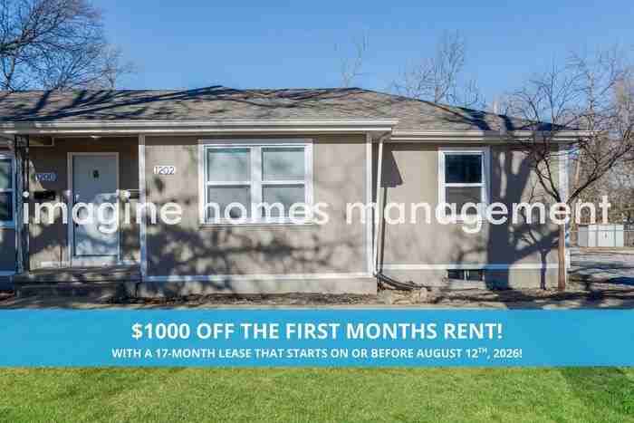 1202 E Loula St #2