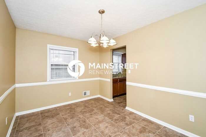 4738 Shenandoah Dr - Photo 4 of 15