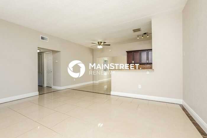 1123 Suncrest Dr - Photo 5 of 16