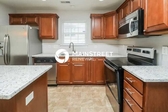 1421 Killashee Ct - Photo 5 of 16