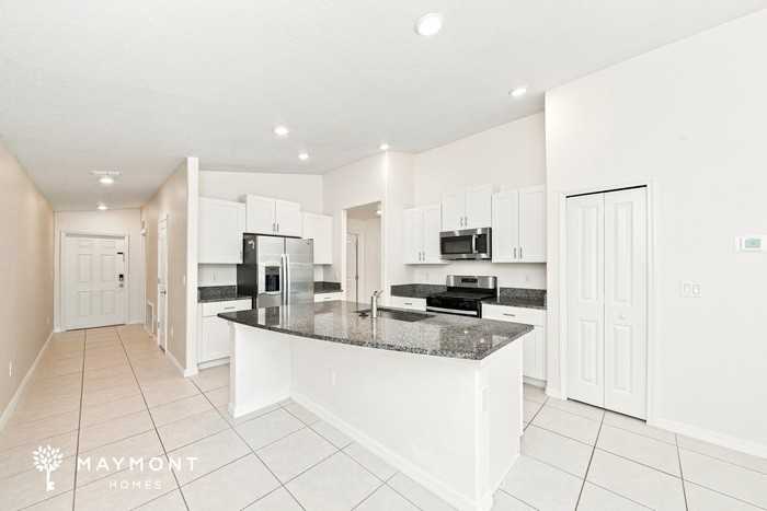 4030 84th Ct E - Photo 6 of 15