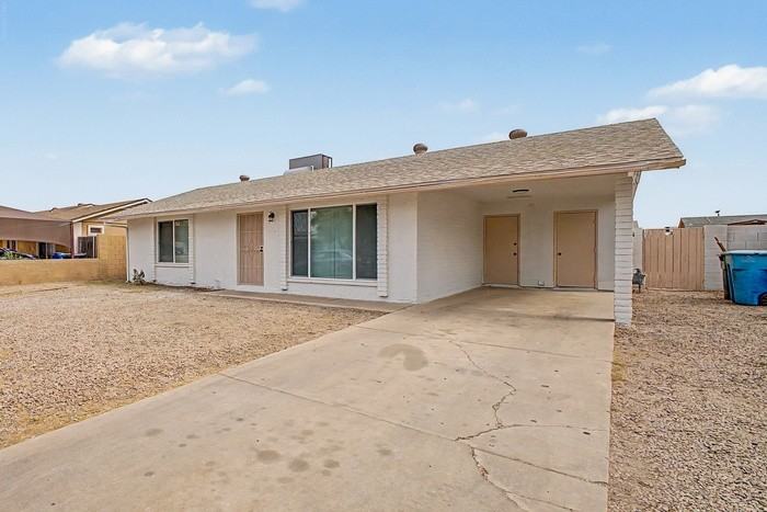 8819 W Avalon Dr
