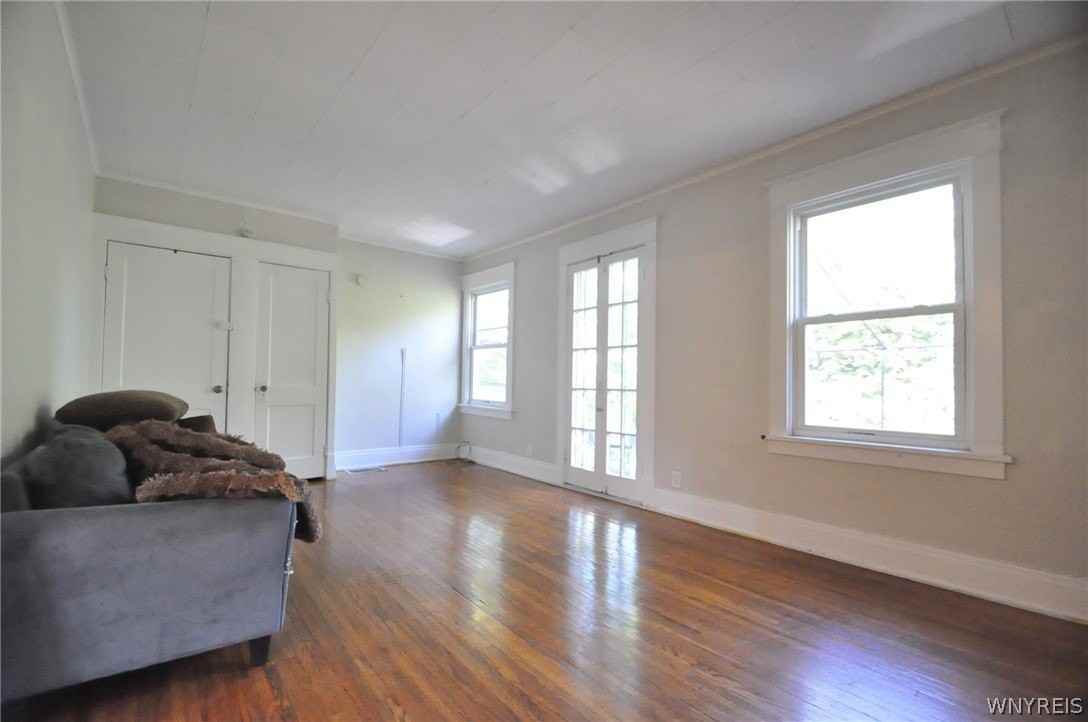 9 Wellington Rd - Photo 5 of 27