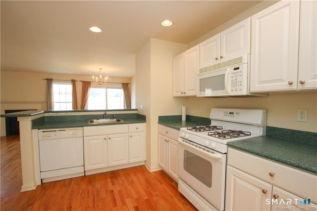 107 Sienna Dr #107 - Photo 2 of 12