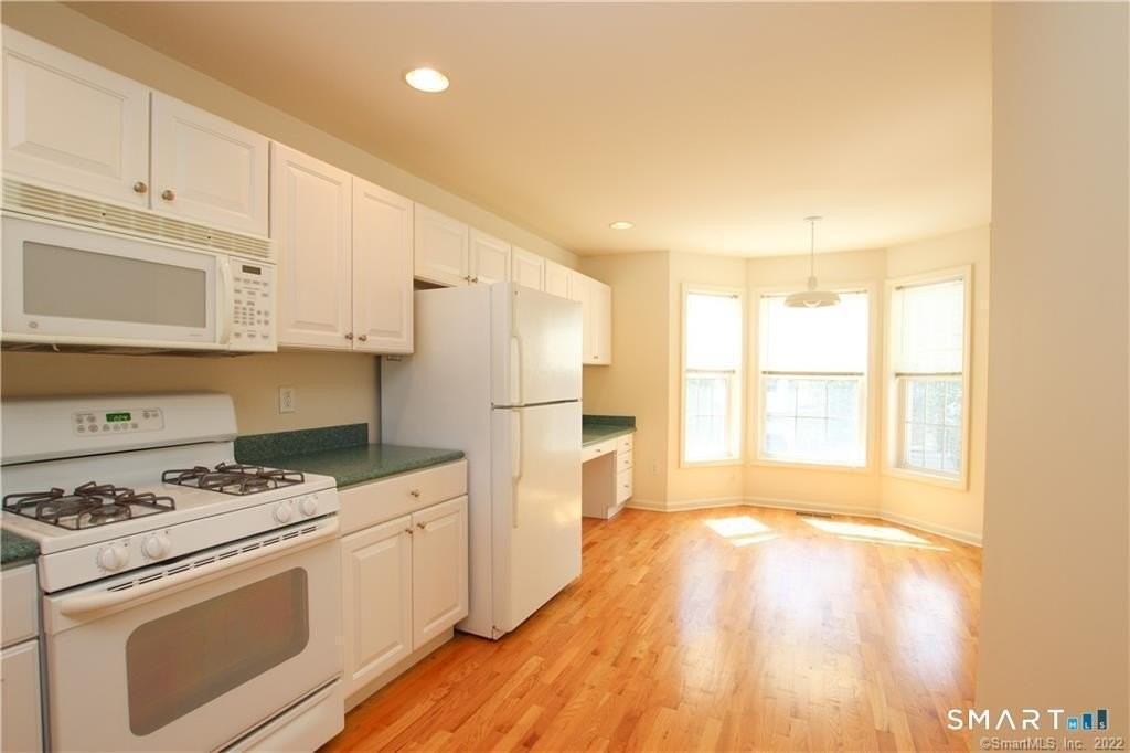 107 Sienna Dr #107 - Photo 3 of 12