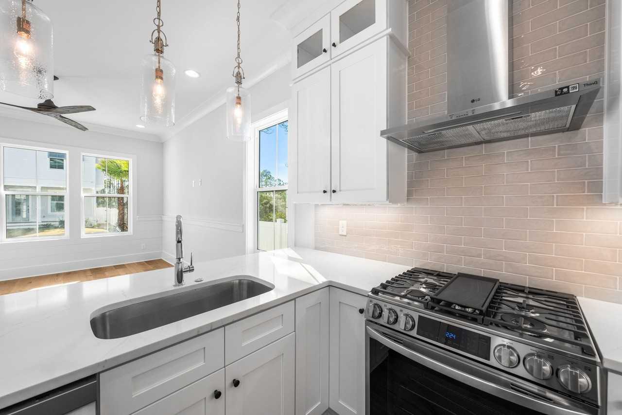 40 Casa Breeze Ln #B - Photo 4 of 42