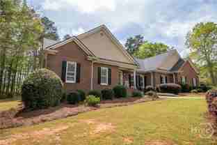 1040 Saint Andrews Dr - Photo 1 of 1