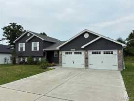 5558 Autumn Trace Pkwy - Photo 1 of 1