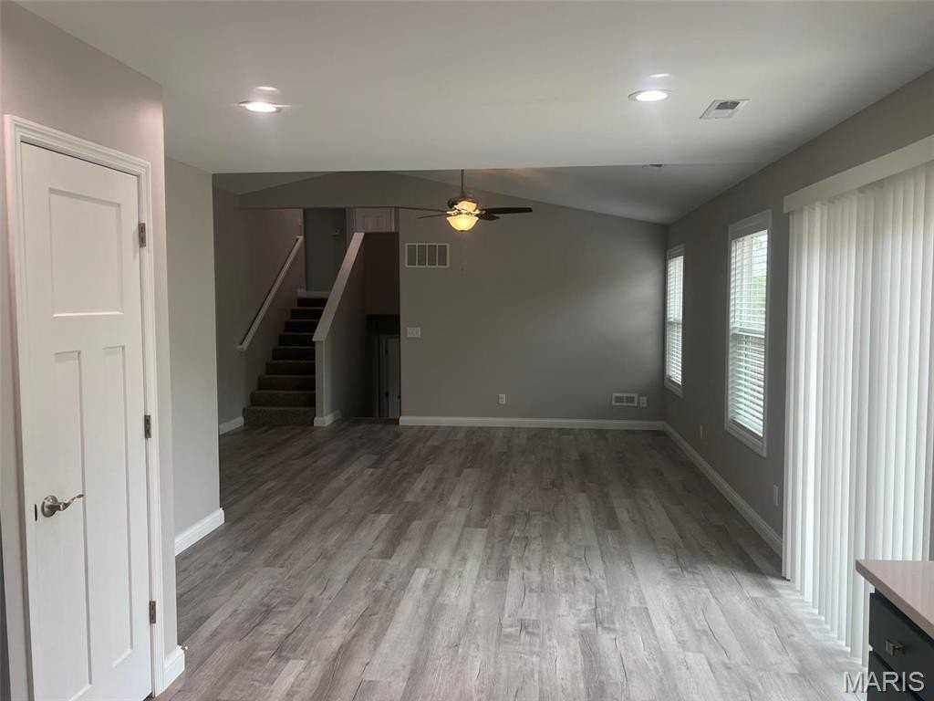 5558 Autumn Trace Pkwy - Photo 7 of 24